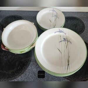 Corelle White and Green Floral Dinnerware Set